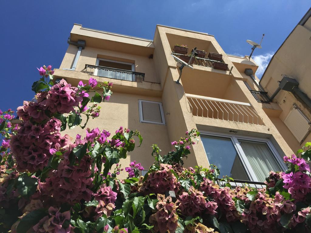 Regent Apartment Petrovac Oda fotoğraf